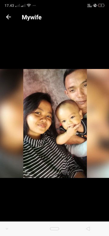 Binti Triya Triya profile icon