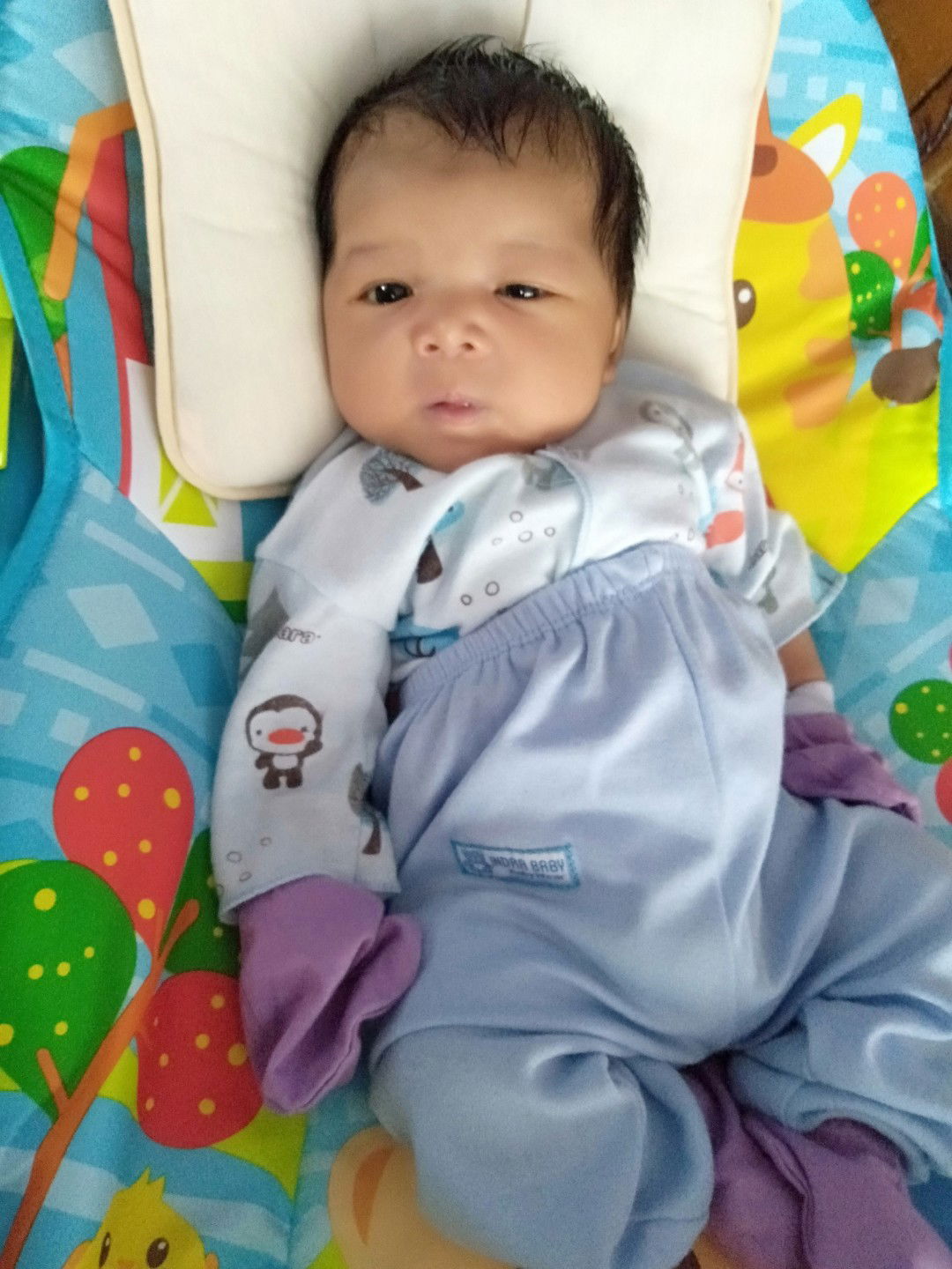 badan bayi kedutan