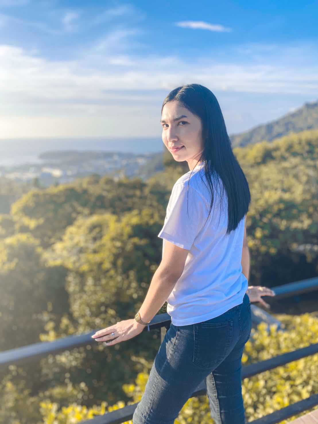 Kittiya Tong com profile icon