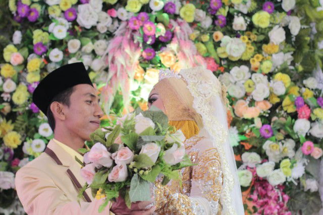 Nur Alip Pratiwi profile icon