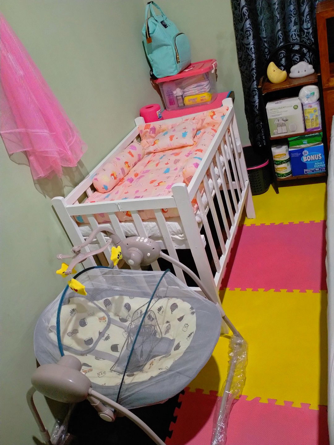 Baby bed space