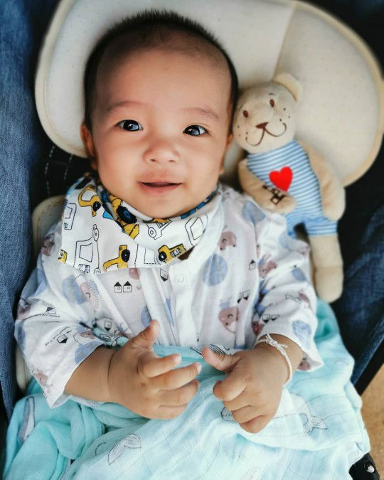 Poon Love profile icon