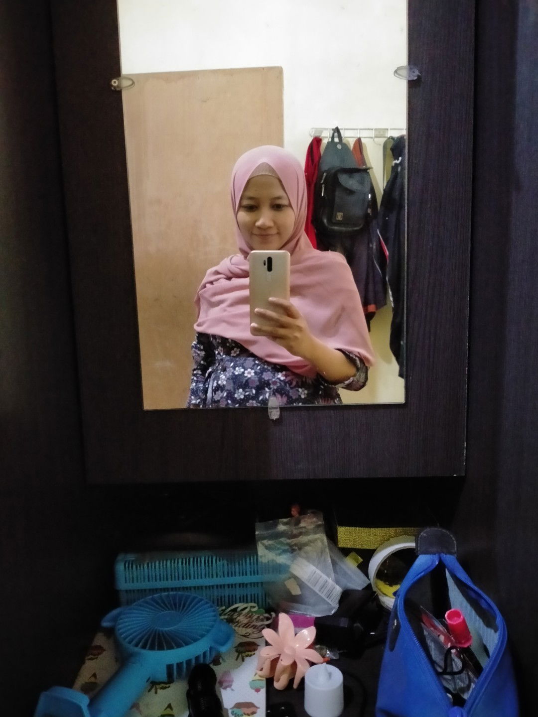 Intan Nurul Basyiroh profile icon