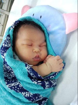 น้องออกแล้วจ้าแม่ๆ