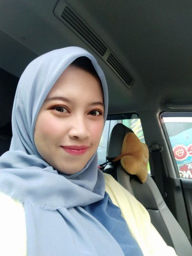 reenee pratiwi profile icon