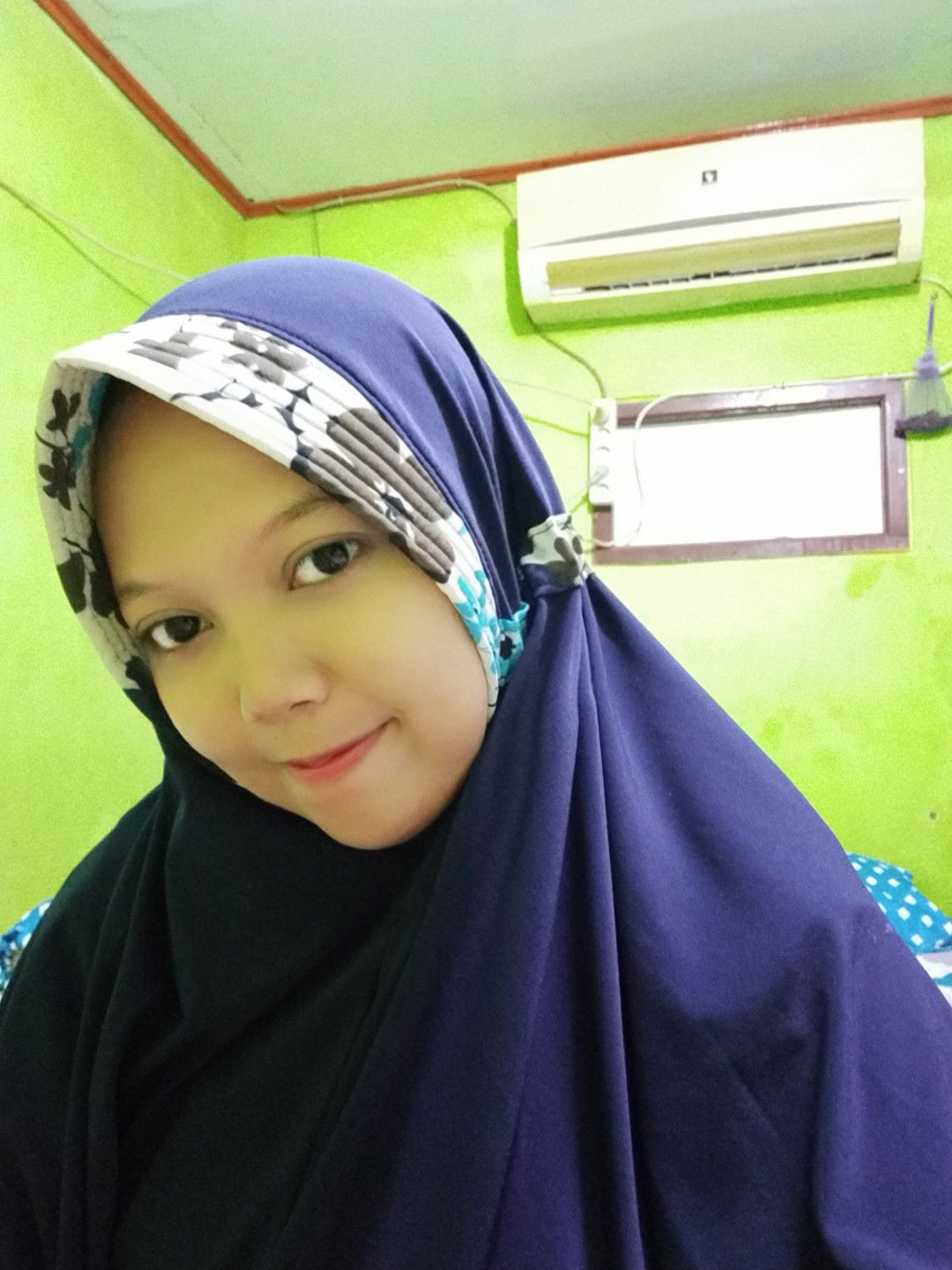 Sri Widayati profile icon