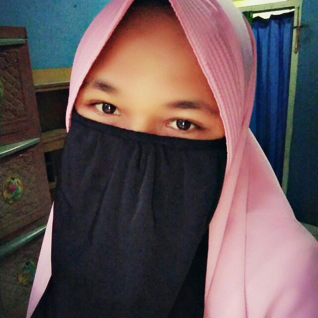 Umi Hanif profile icon