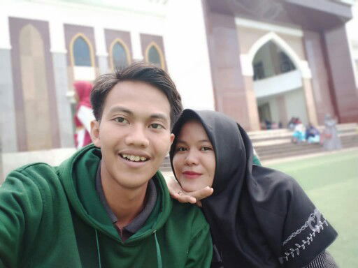 tuti amaliah profile icon