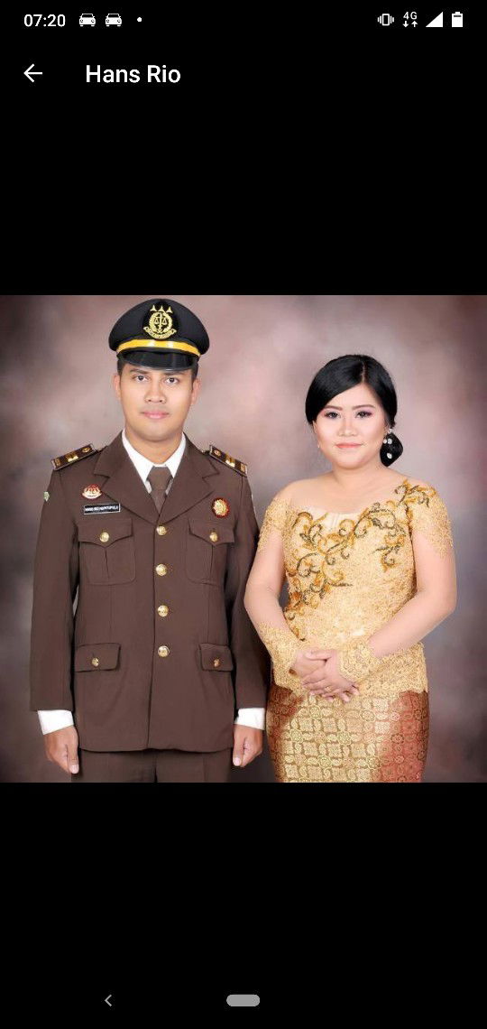 bertha kharisty profile icon