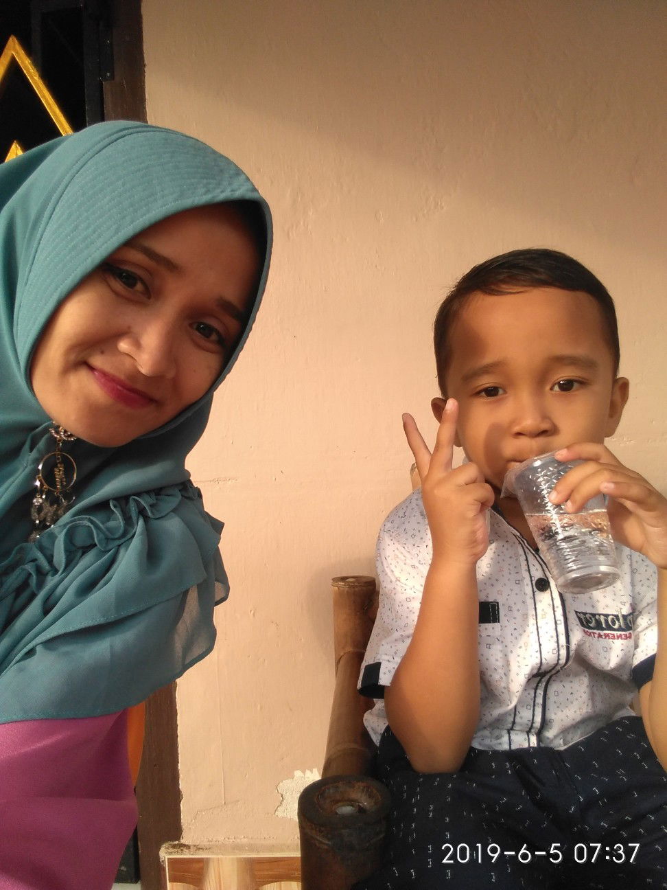 tita bagus profile icon