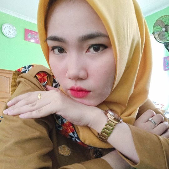 anggun paksi profile icon