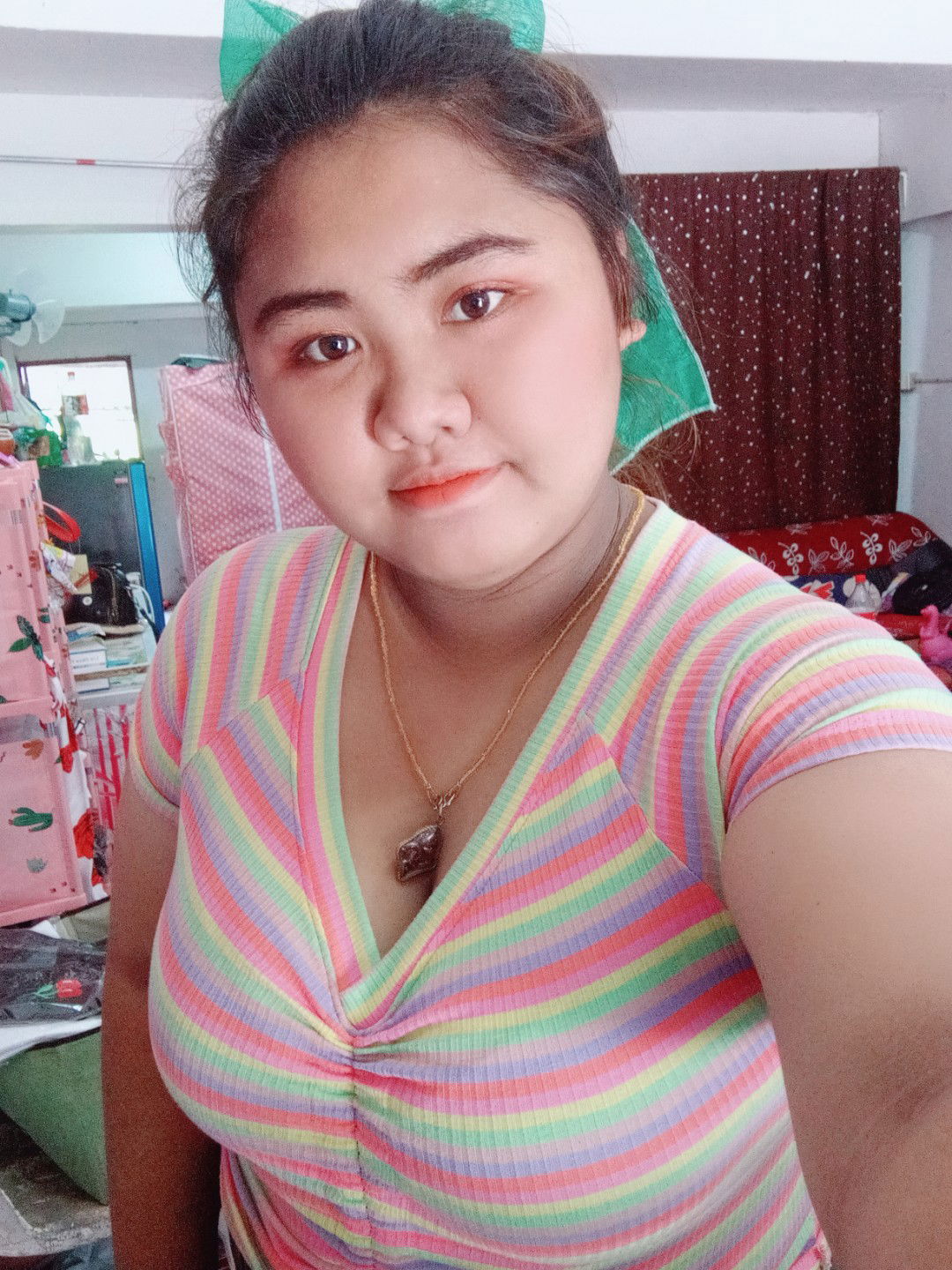 โก๋ตอง ไม่รองไม่รู้หรอก profile icon