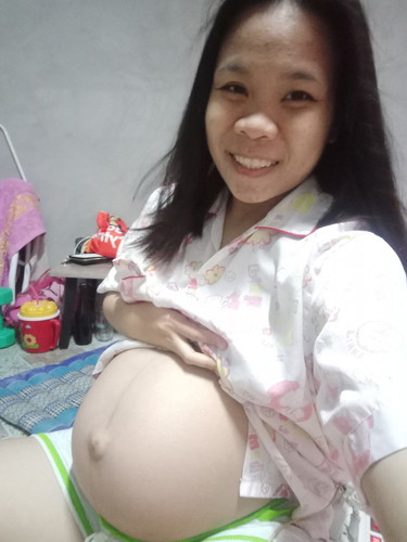 ท้องใหญ่มาก