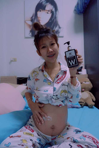 ใช้โลชั่นอะไรทาผิวกันคะ