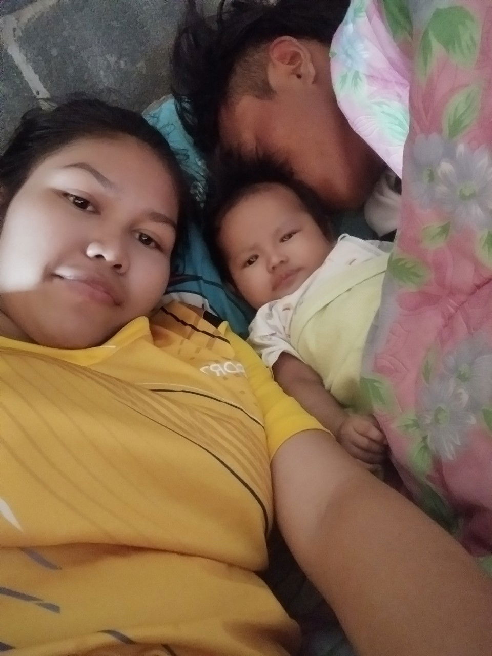 พ่อแสนแม่กิ๊ก profile icon