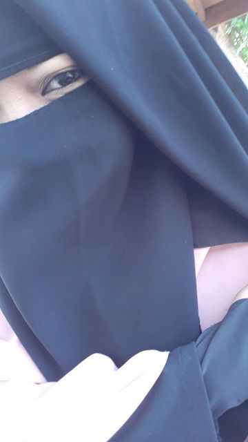 Lailatul Munawwaroh profile icon