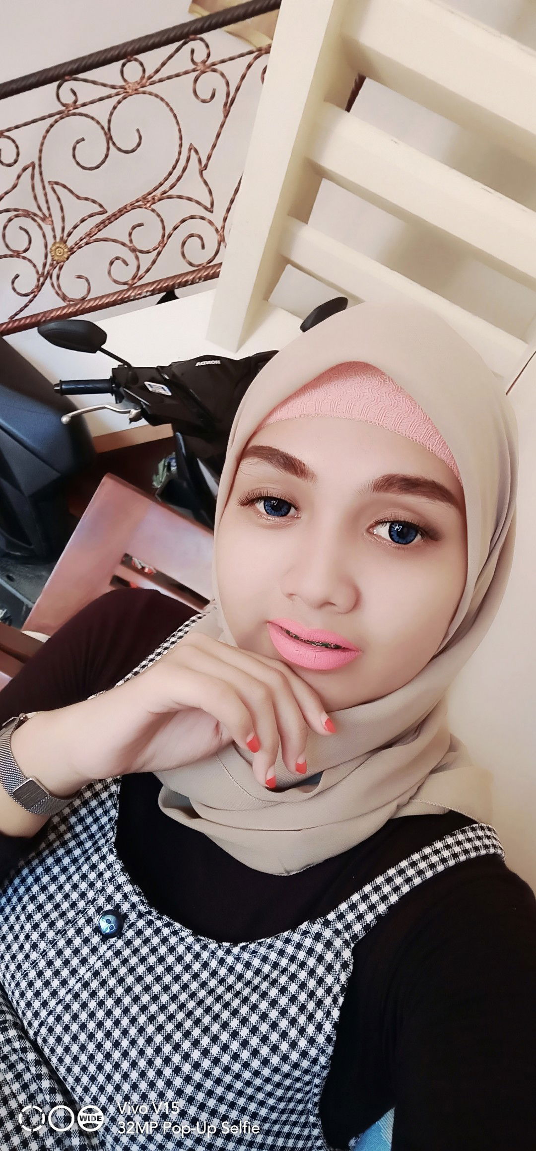 Della Elvan Badri profile icon