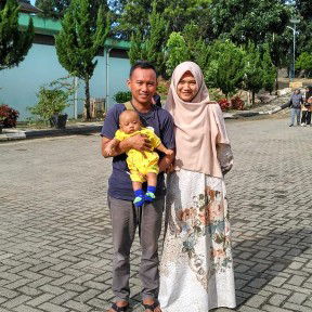 silfia deviani profile icon