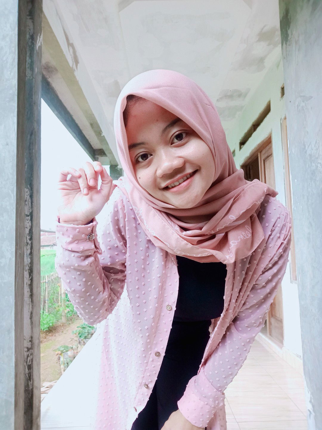 Lilis Lisnawati profile icon