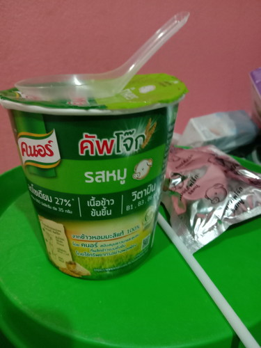 คนอร์ คัพ โจ๊ก รสหมู