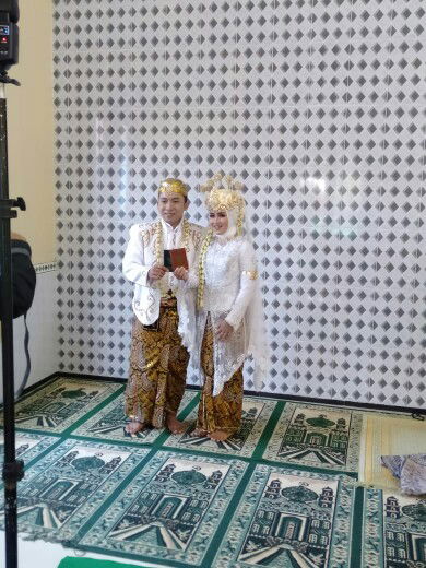 hanisah profile icon