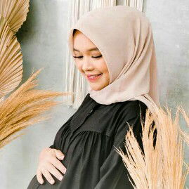 Julia Esa profile icon