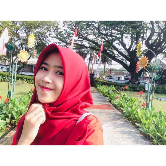 Nur Laeli Maghfiroh profile icon