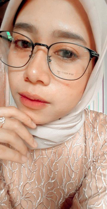 Risma Dewiya profile icon