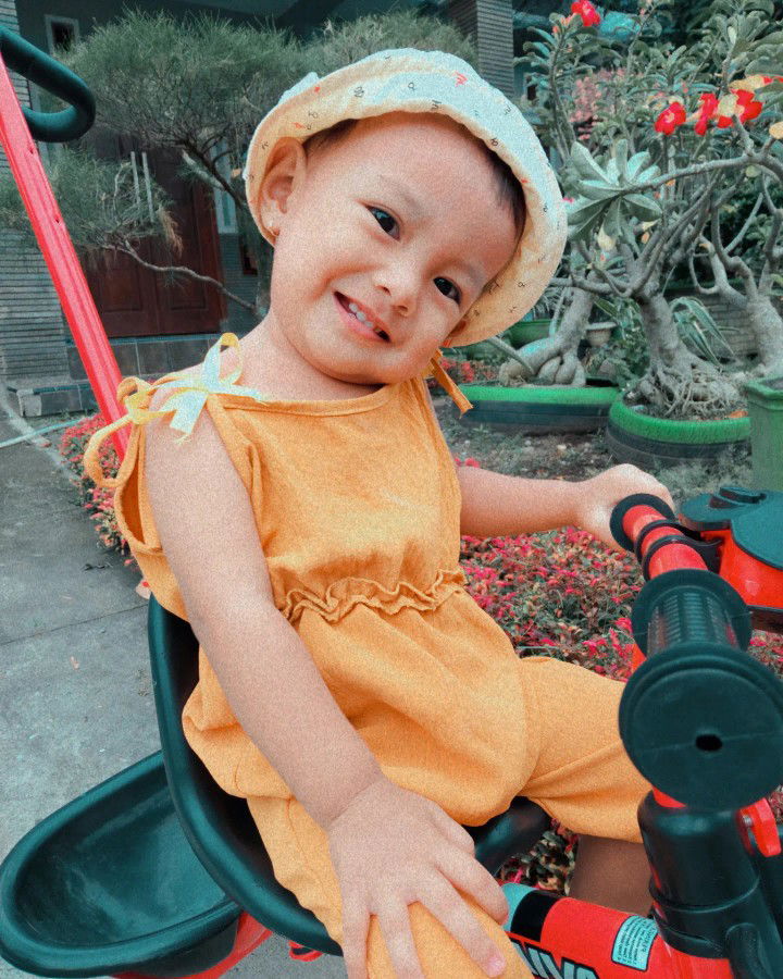 Danik Wahyuni profile icon