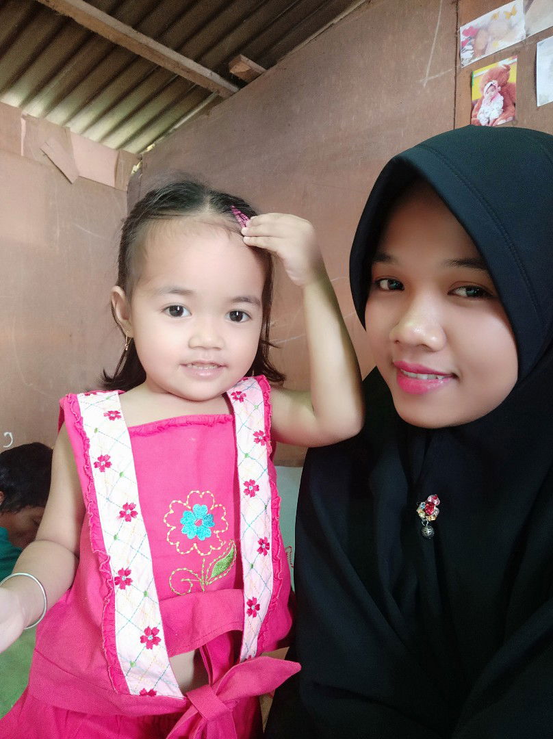 Nadia Dina profile icon