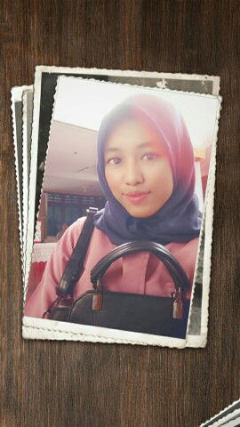 umi pratiwi profile icon