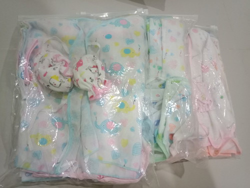 ส่งต่อคะ แม่ส่งให้ฟรีทุกรายการคร้า ไม่ได้ใช้เลย
