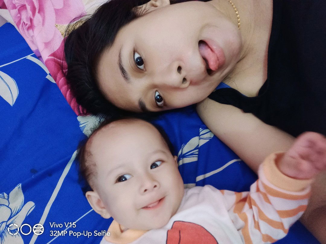 lilis suryani profile icon