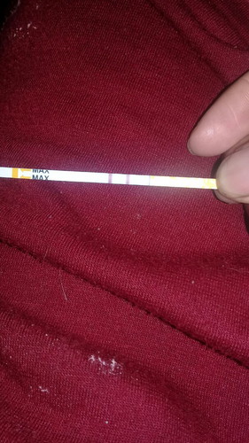 saya telat 12 hari kemaren ke bidan katanya belum ke raba .