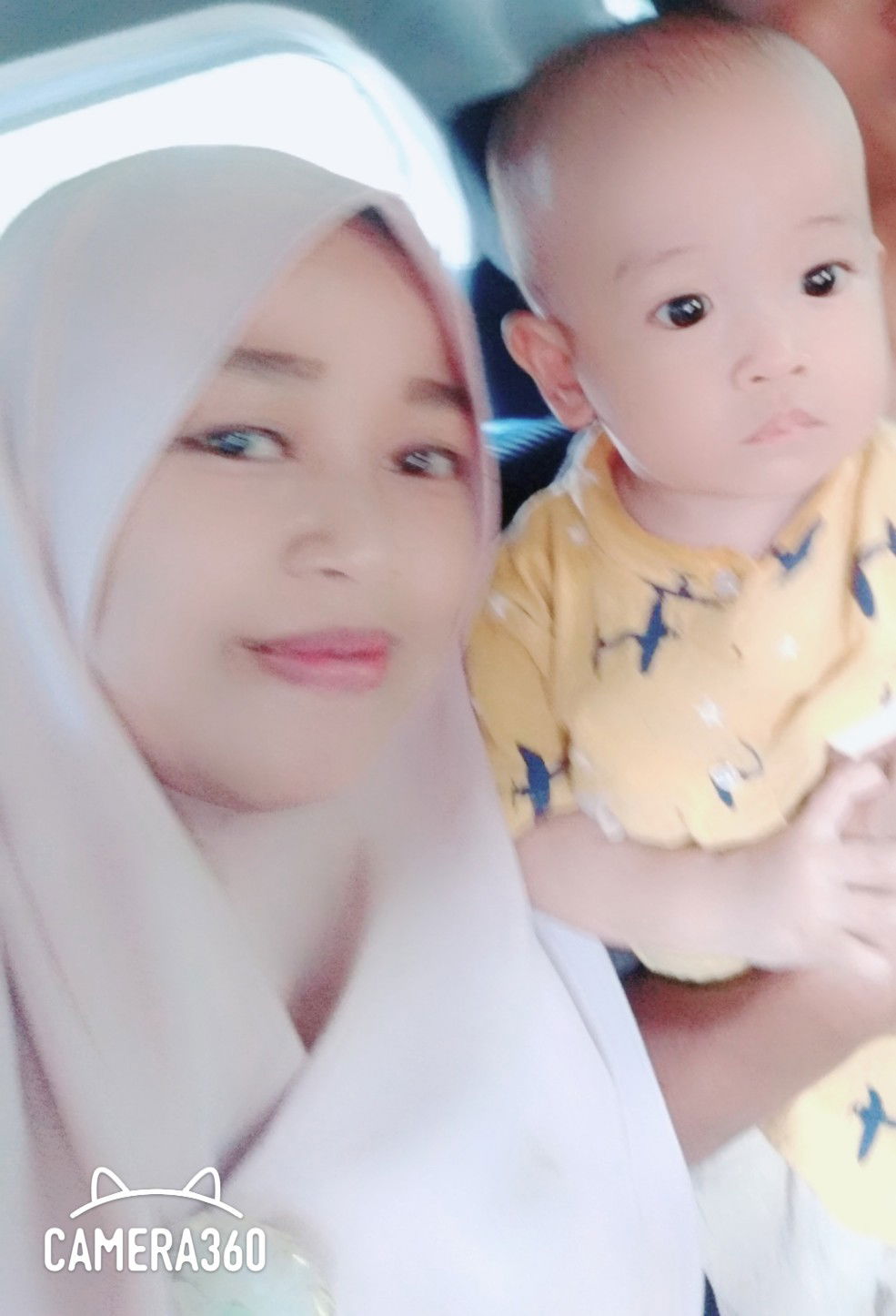 Dewi danang profile icon