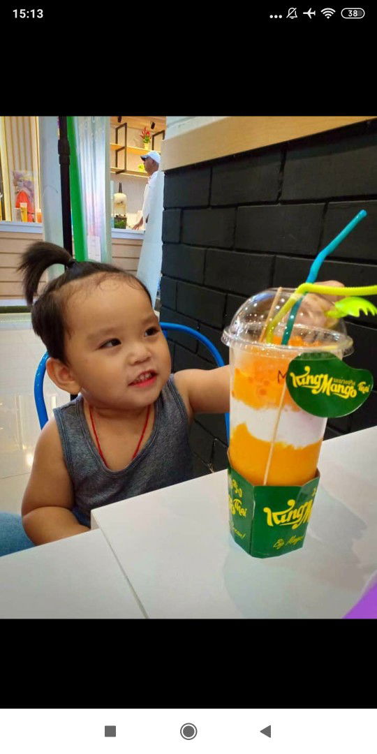 Yuli Ana profile icon