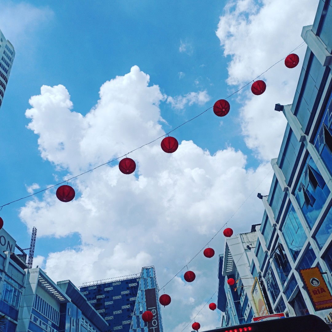 nur hidayah profile icon