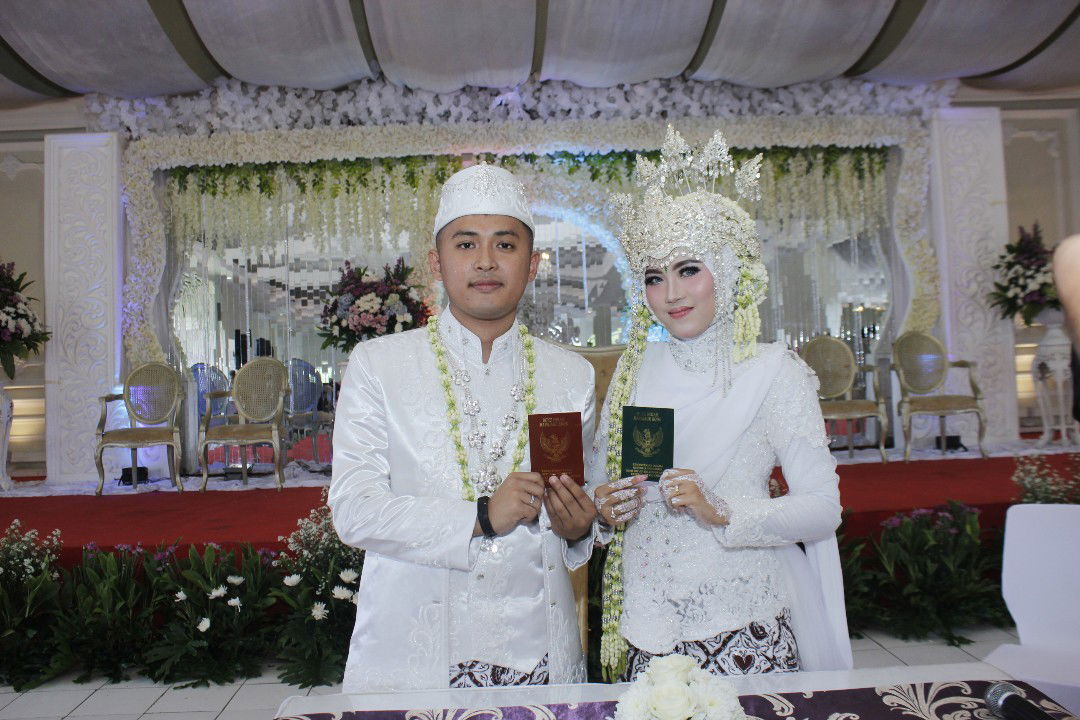 Leni Ashariah profile icon