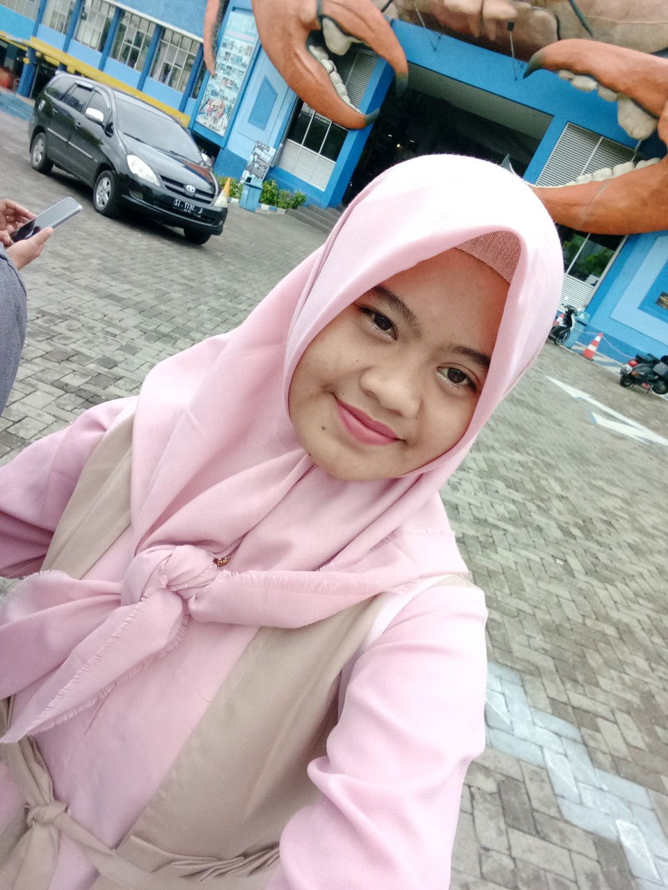 Aphril lyie profile icon