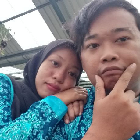 Ratna sari Widia kusuma profile icon