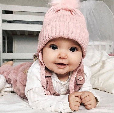 Baby Laura profile icon