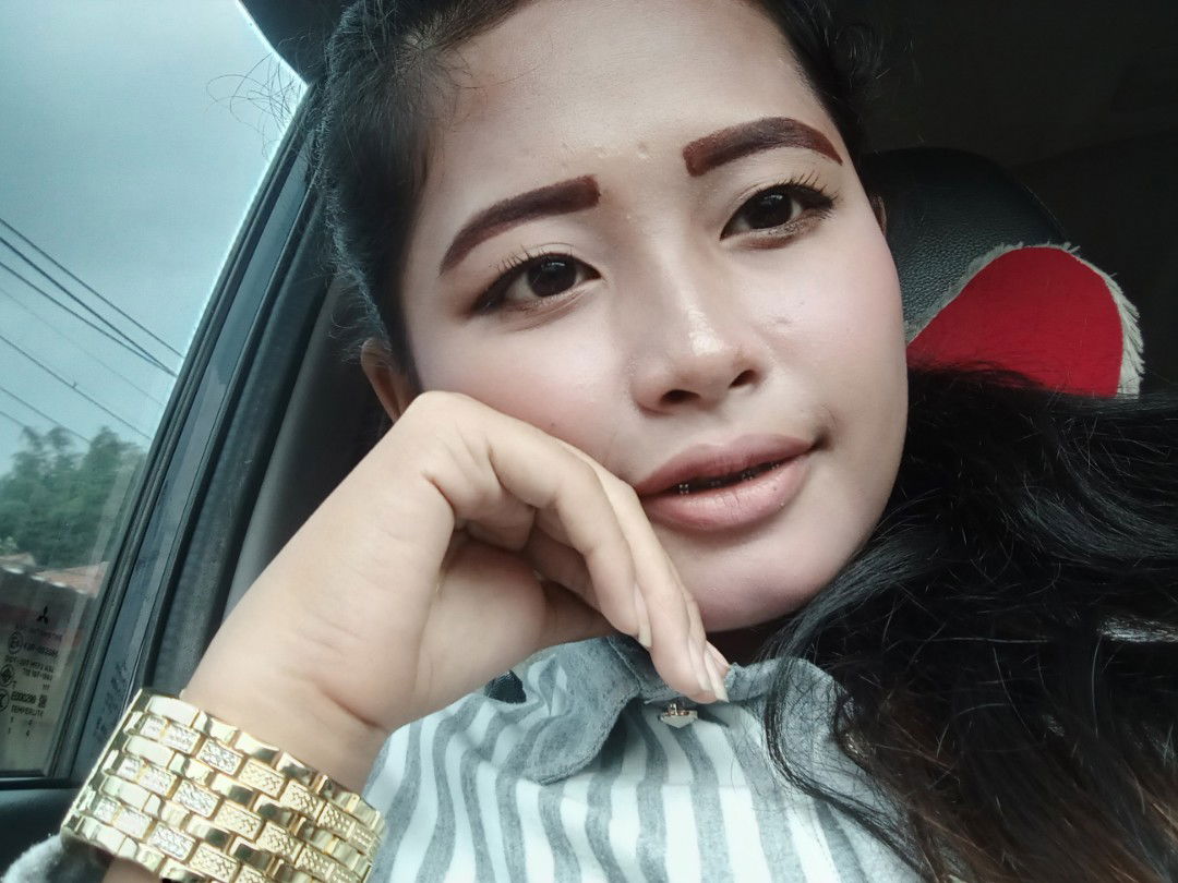 Ardinia Septiyani profile icon