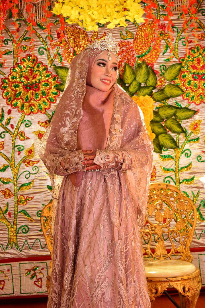 Ayu Mustika profile icon