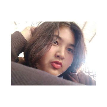 Toey Janejira profile icon