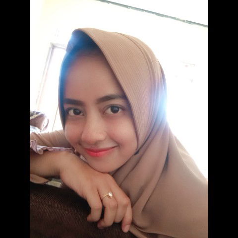 Laras Suciati profile icon