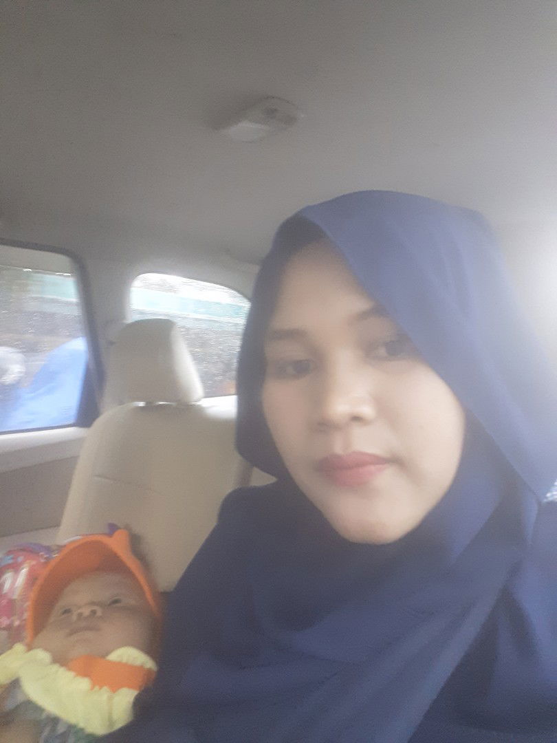 Hanie Siti profile icon