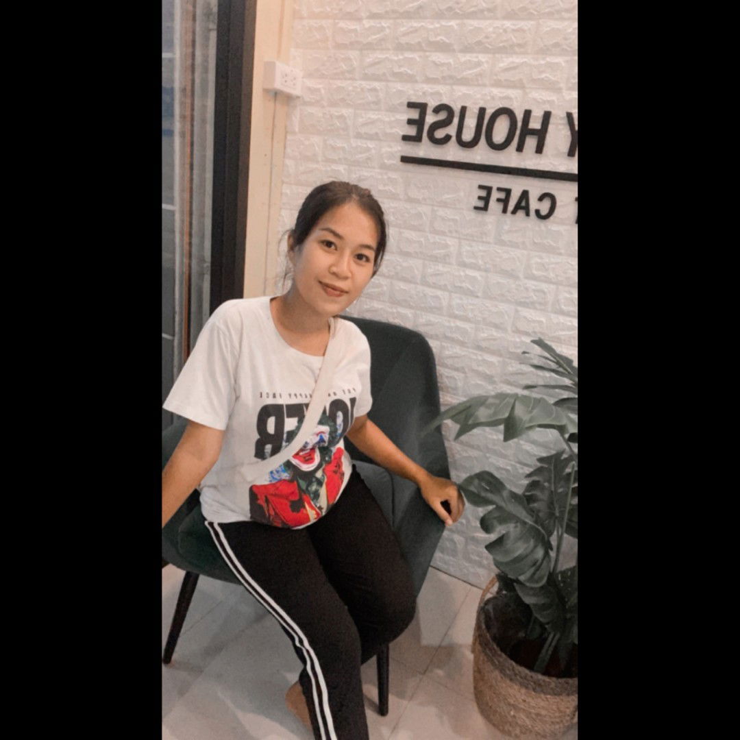 Ploy Kamonchanok profile icon