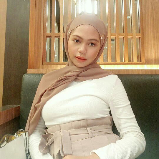 Riska Fitrianingrum profile icon