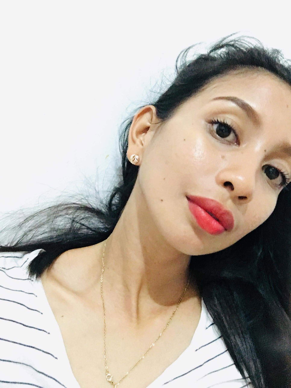 Rona Claire profile icon