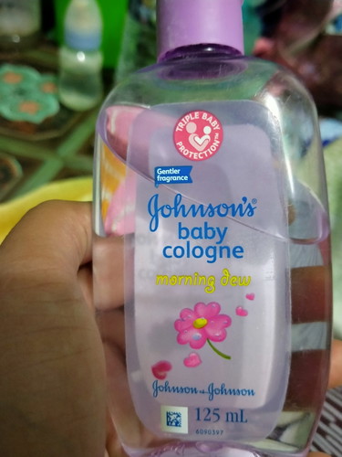 Apa fungsi baby cologne and mcm mna nak guna...